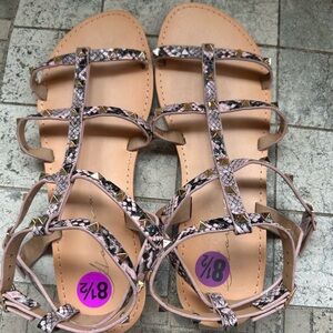 Vintage Havana Women's Pink Snakeskin Gladiator Sandals sz 8.5 nwot